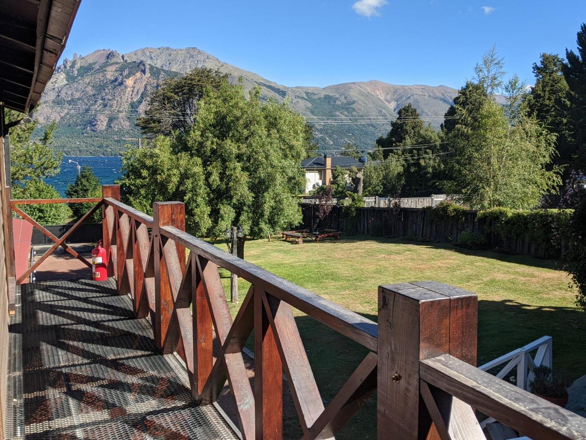 Indomito Hostel San Carlos de Bariloche Exterior photo
